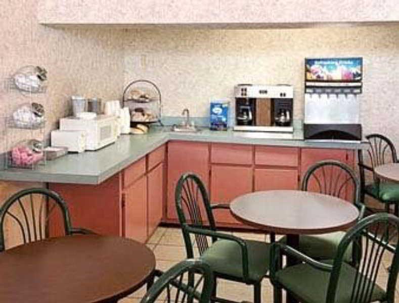 Motel 6-Daytona Beach, Fl - Speedway Room photo